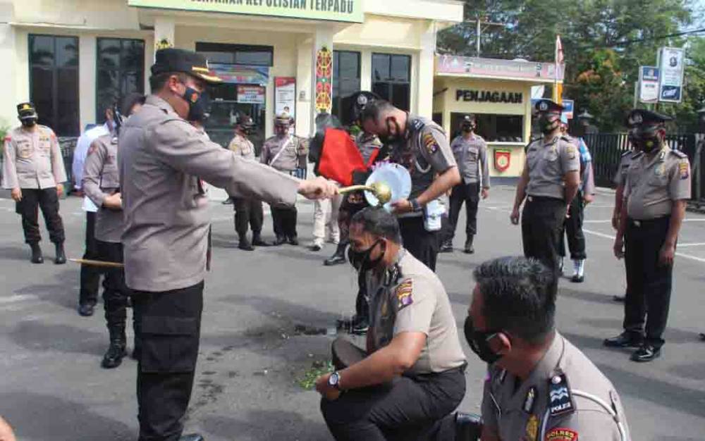 52 Anggota Polres Kotim Naik Pangkat