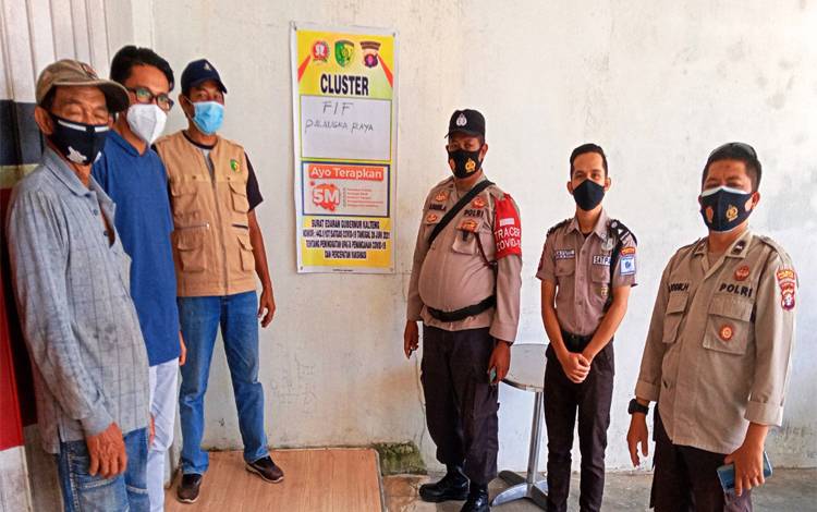 Polisi Tempel Baner di Kantor FIF Setelah Puluhan Karyawannya Positif Covid-19