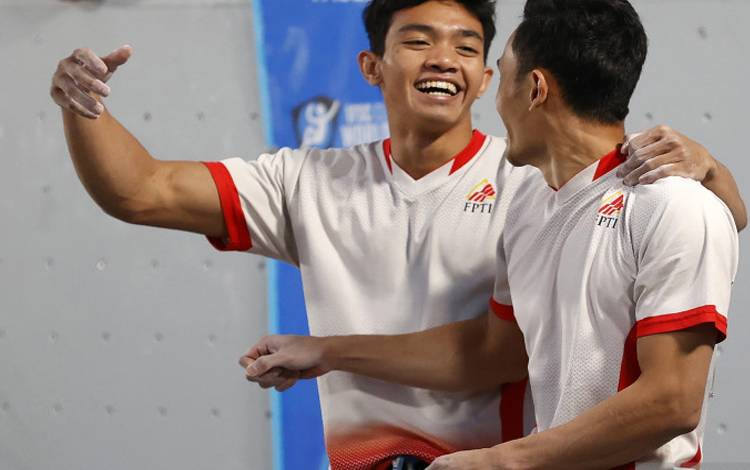 Atlet Indonesia Raih Medali Emas di Piala Dunia Panjat Tebing 2021