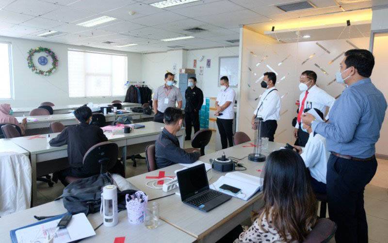 Perkantoran di Surabaya Diminta Siapkan Tim Pelacak Penularan Covid-19
