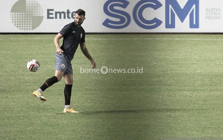 Marco Motta Putuskan Tetap di Persija Meski Berpeluang Pergi