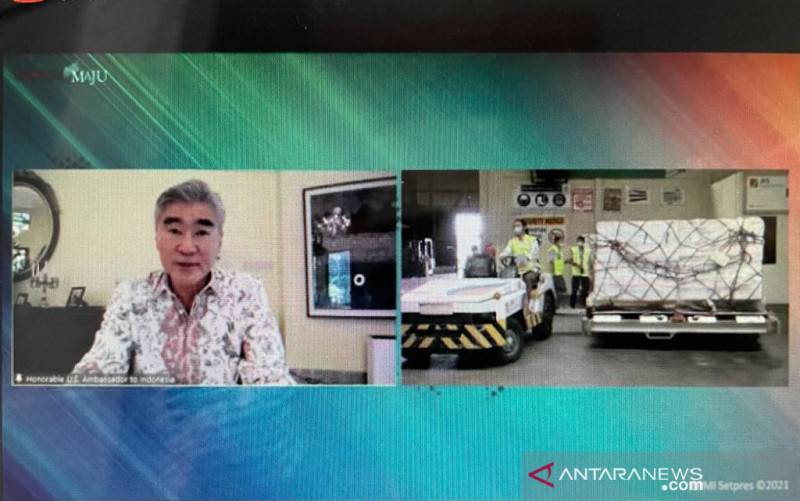 Tangkapan layar konferensi pers daring Duta Besar AS untuk Indonesia Sung Y Kim tentang tentang kedatangan vaksin COVID-19 Moderna di Bandara Soekarno-Hatta, Banten, Minggu (11/7/2021). (foto : ANTARA/Yashinta Difa)