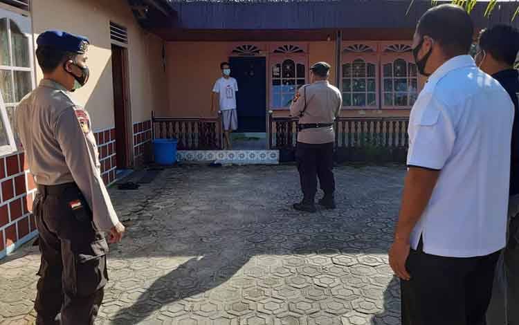 Kapolres Sukamara Cek Kondisi Pasien Isolasi Mandiri