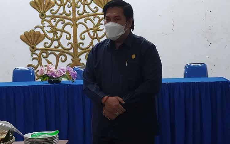 Legislator Pulang Pisau Ingatkan Masyarakat Perketat Protokol Kesehatan