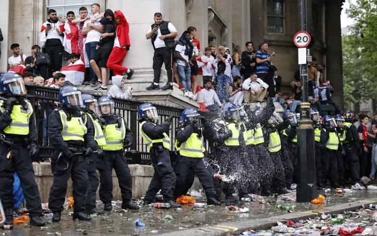 Polisi London Tangkap 86 Orang Saat Final Euro 2020
