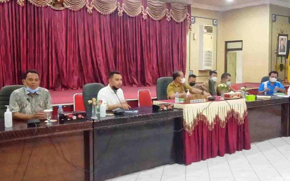 Rapat kerja DPRD Barito Timur bersama eksekutif, SPBE dan agen penyalur elpiji 3 kilo gram