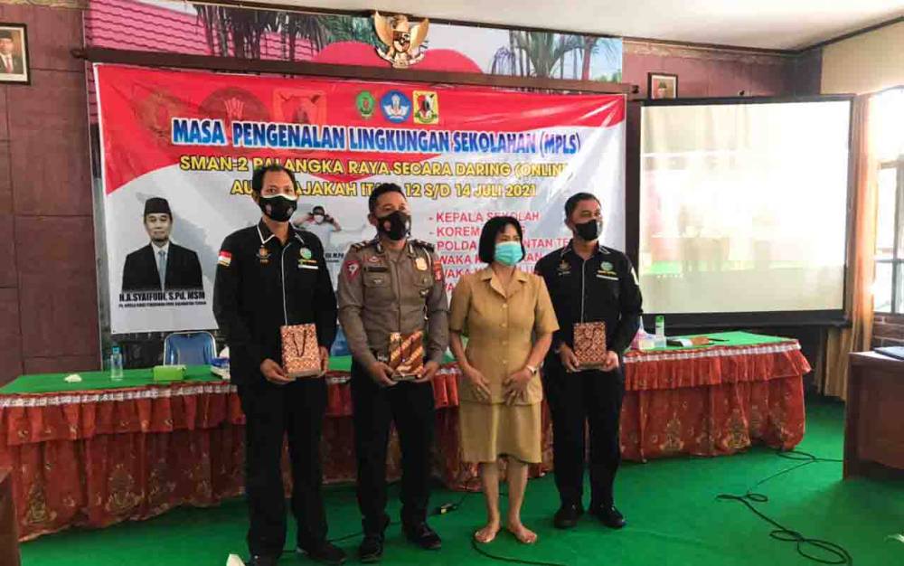 Polda Kalteng Bekali Siswa Baru Bahaya Narkoba dan Aturan Berlalulintas