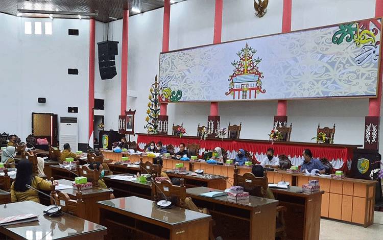 Pansus DPRD Palangka Raya Kaji 9 Rekomendasi LHP BPK