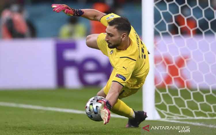 Donnarumma Ucapkan Selamat Tinggal kepada AC Milan