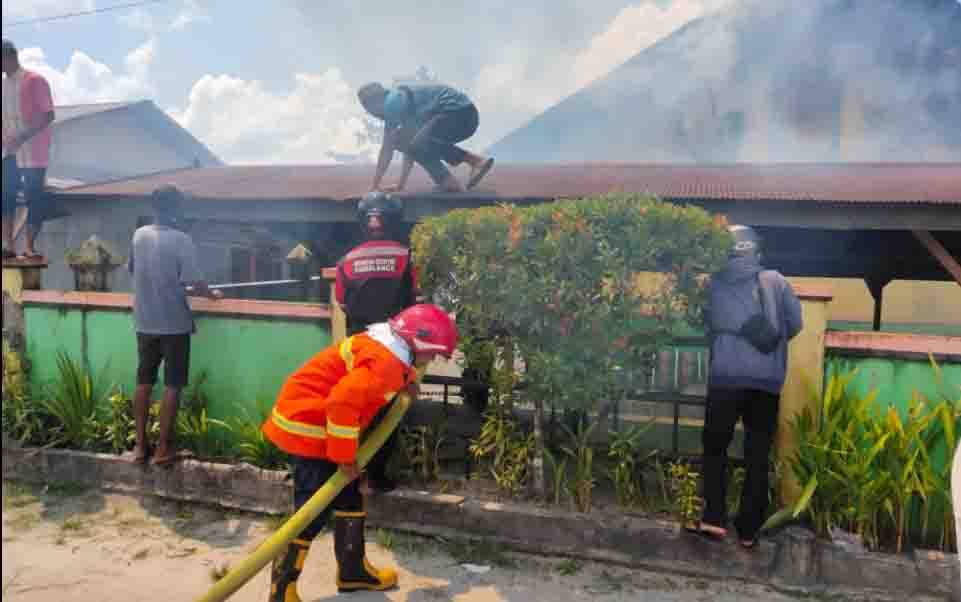 Kebakaran di SDN 4 Ketapang Hanguskan 1 Ruang Kantor dan 3 Kelas