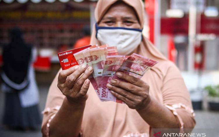 Presiden Telah Perintahkan Menteri Segera Salurkan Bansos