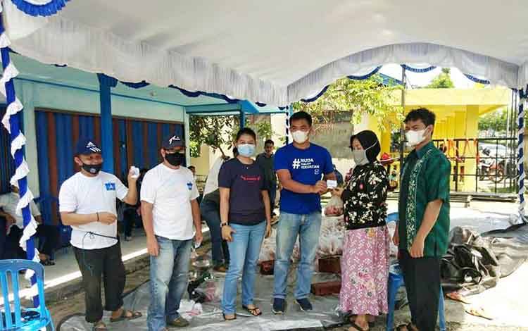 Partai Demokrat Barito Utara Potong 3 Ekor Sapi Kurban