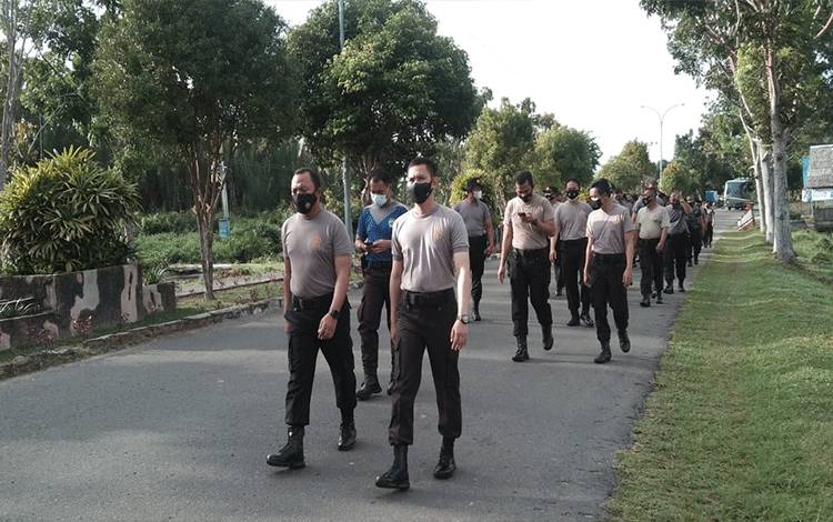 Kapolres Seruyan Pimpin Olahraga Bersama Jaga Kebugaran Tubuh