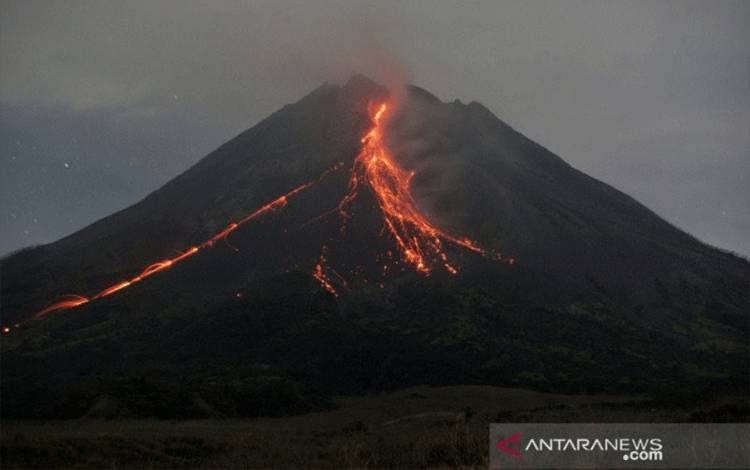 Kubah Lava di Tengah Kawah Merapi Tumbuh Capai 2,8 Juta Meter Kubik