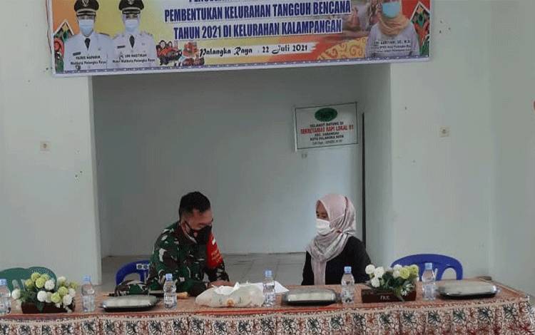 Dandim Palangka Raya Tinjau Posko PPKM Kelurahan Kalampangan