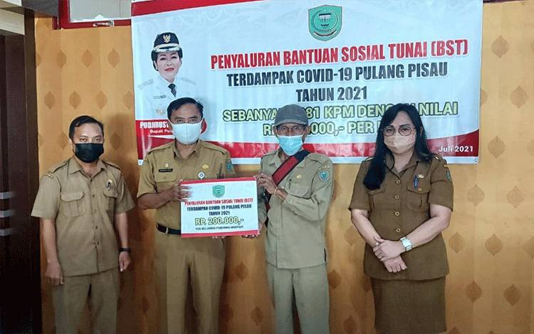 Dinsos Pulang Pisau Salurkan Bantuan Sosial Tunai