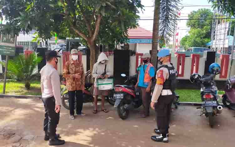 Warga Kuala Pembuang Diingatkan Taati Protokol Kesehatan