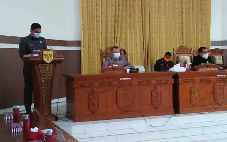 Banggar DPRD Gunung Mas Tanggapi Raperda Pertanggungjawaban APBD 2020