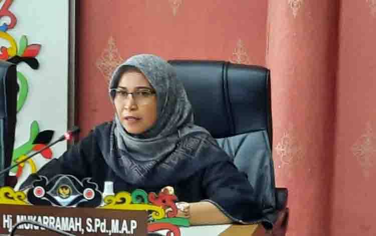 Anggota Komisi C DPRD Palangka Raya Mukarramah
