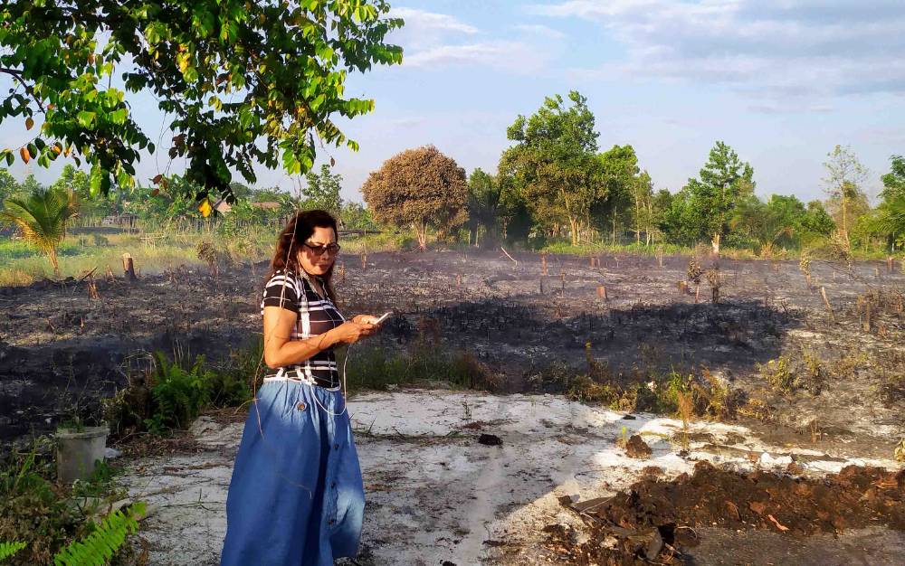 Kebakaran Lahan Nyaris Mengenai Perumahan Warga di MT Haryono Barat Sampit