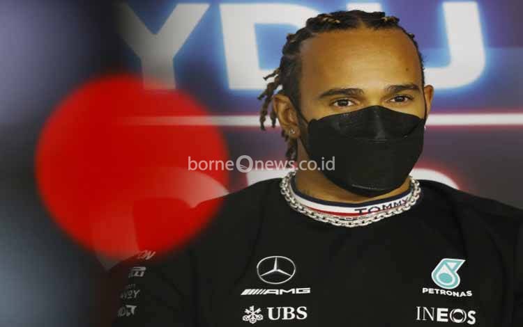 Pendirian Hamilton Tak Berubah Soal Insiden Silverstone