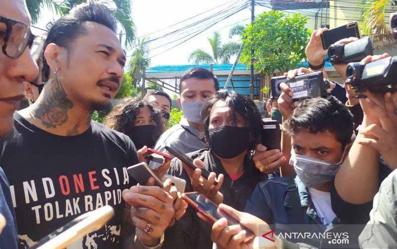 Polda Metro Jaya Sita Ponsel Jerinx Terkait Kasus Dugaan Pengancaman