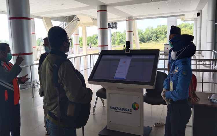 Calon Penumpang di Bandara Tjilik Riwut Wajib Punya Aplikasi PeduliLindungi