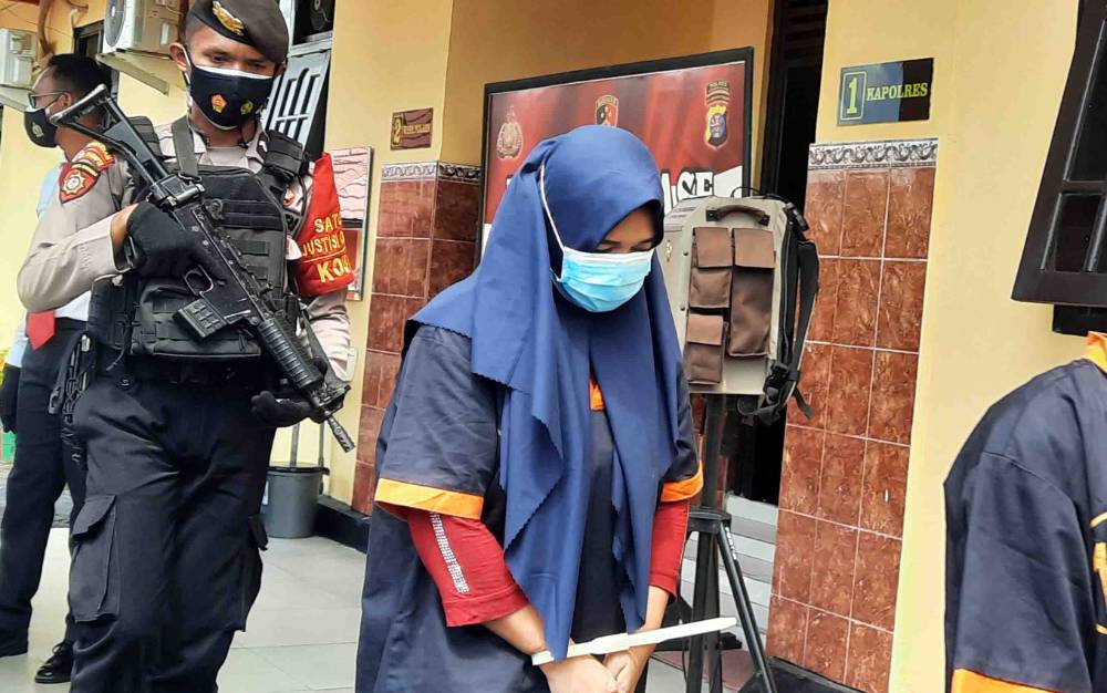 Tipu Penjual Emas, Guru Honorer asal Lamandau Ditangkap Polres Kobar