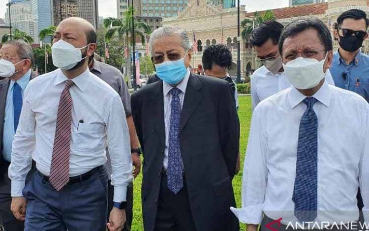Tokoh Oposisi Malaysia Berkumpul di Dataran Merdeka