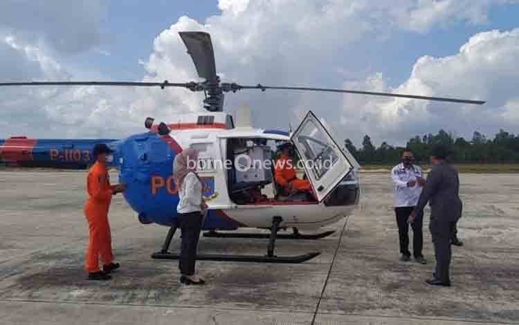 Distribusi Vaksin ke Kobar Gunakan Helikopter Polri, Polres Kobar Lakukan Pengawalan Ketat