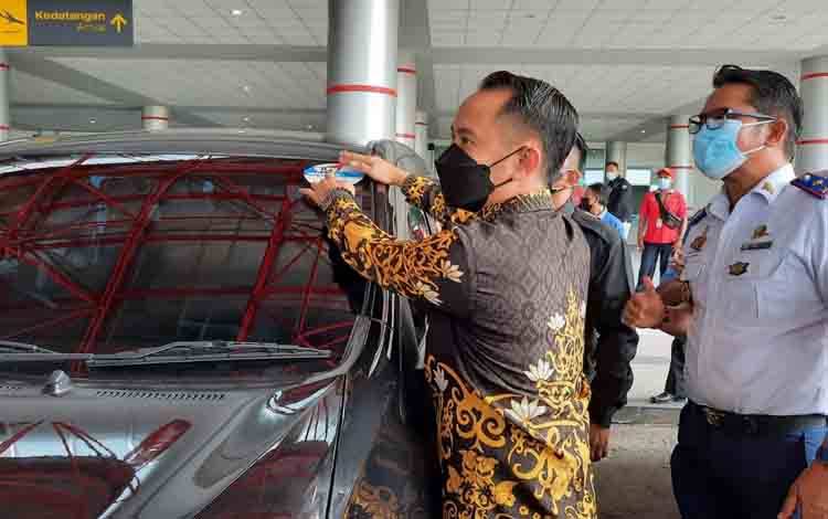 Wali Kota Palangka Raya Resmikan Armada Taksi Bandara
