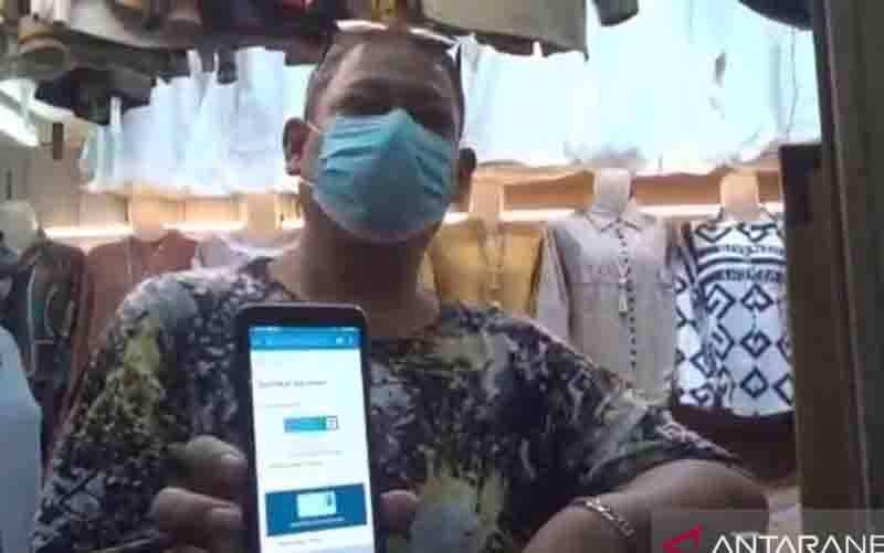 Anies Keluarkan Keputusan Gubernur PPKM yang Wajibkan Sertifikat Vaksinasi