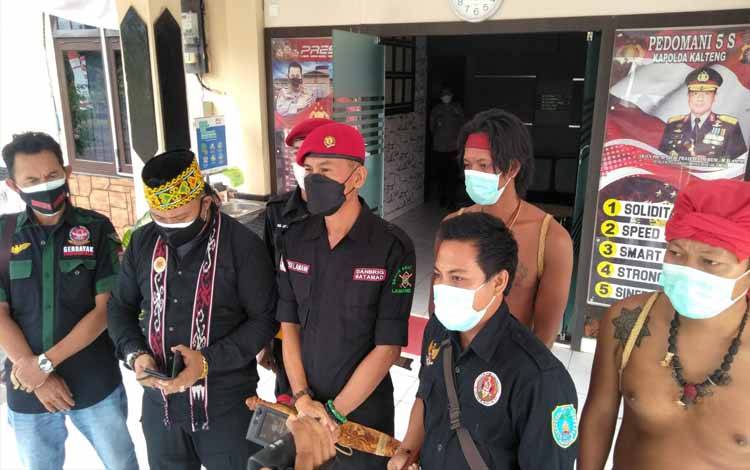 DAD dan Ormas Dayak di Lamandau Dukung Polisi Tindak Pelaku Pembakaran dan Penganiayaan