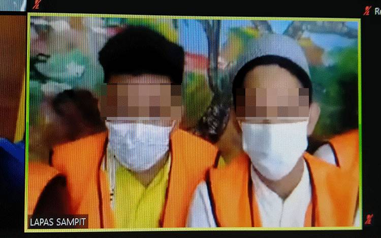 Sidang terkait kasus curi sarang walet.