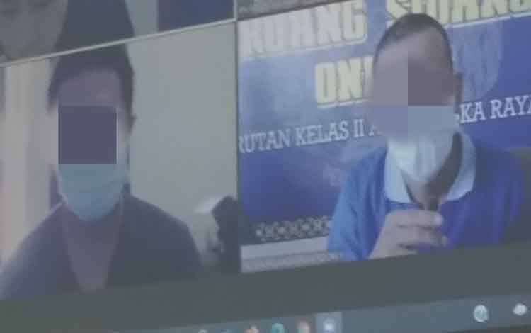 Dua Sekawan Pencuri Papan Dituntut 1 Tahun Penjara
