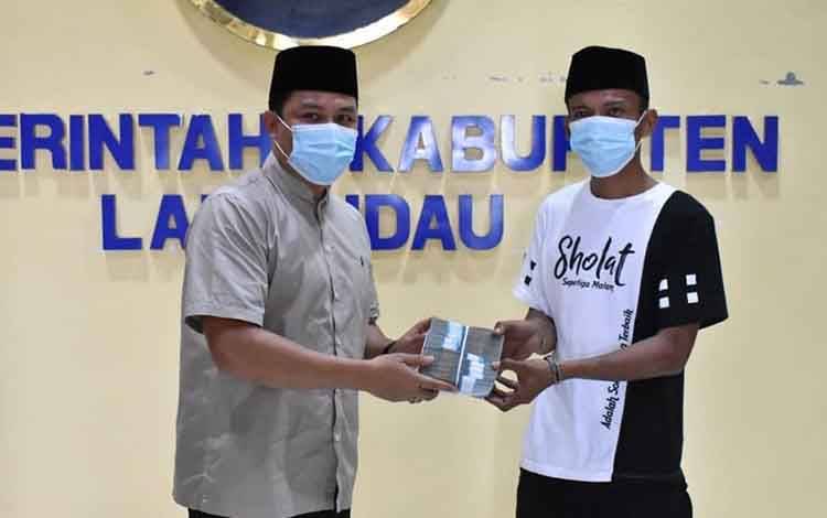 Pemkab Lamandau Bantu Pembangunan Masjid di Desa Batu Ampar dan Bakonsu