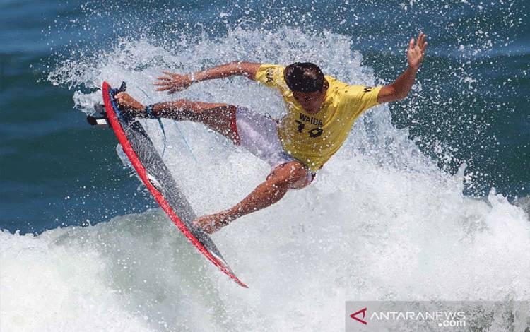 Rio Waida Kalahkan Peselancar Nomor 3 Dunia di Corona Open Mexico 2021