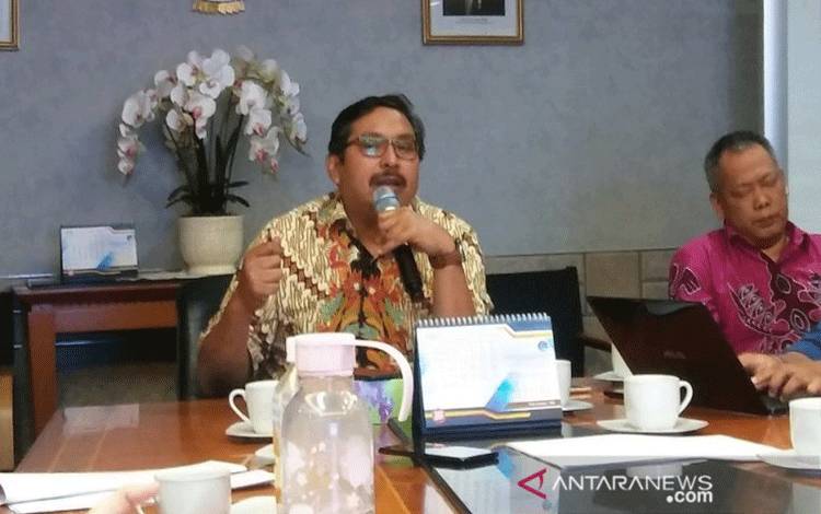 Pelaksana tugas Direktur Jenderal Penyelenggaraan Pos dan Informatika, Kementerian Komunikasi dan Informatika, Ismail. (ANTARA News/Lia Wanadriani Santosa)