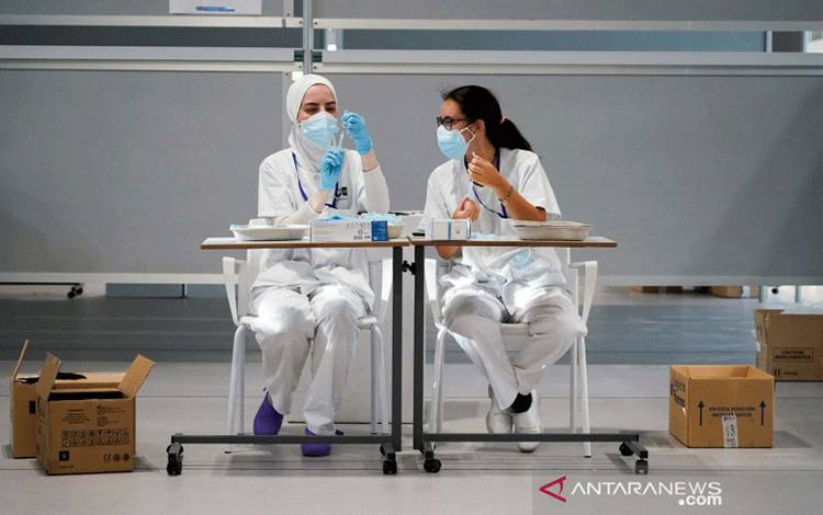 Spanyol Akan Uji Coba Vaksin COVID Buatan Sendiri