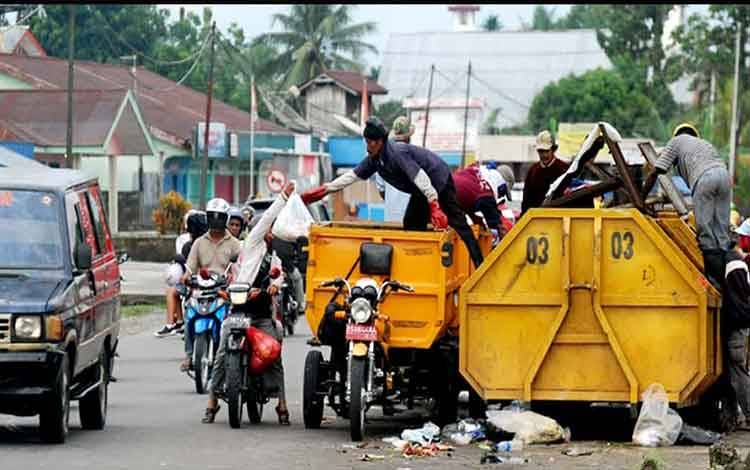 Timbulan Sampah di Palangka Raya Capai 100 Ton Per Hari