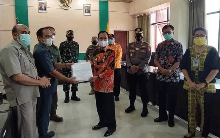 Pemkab Katingan Dapat Bantuan Oksigen dan APD dari PBS