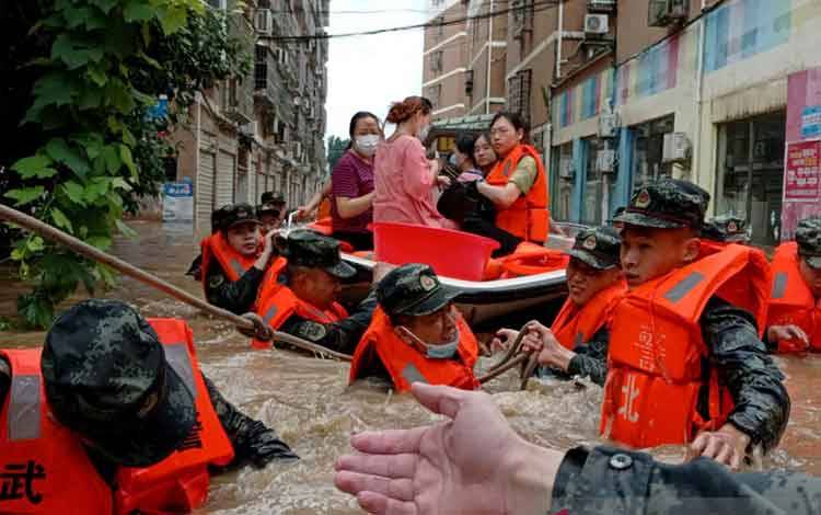 Banjir Besar di Hubei China, Ribuan Mengungsi