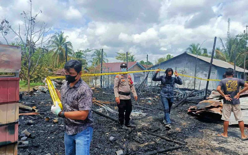 Pasar Niaga Banturung Terbakar, Korsleting Listrik Diduga Jadi Penyebab