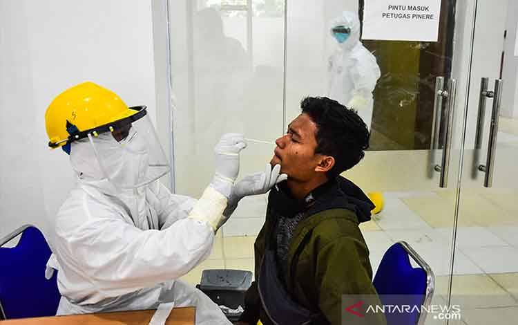 Kemenkes Benahi Jejaring Laboratorium untuk Layanan PCR Terjangkau