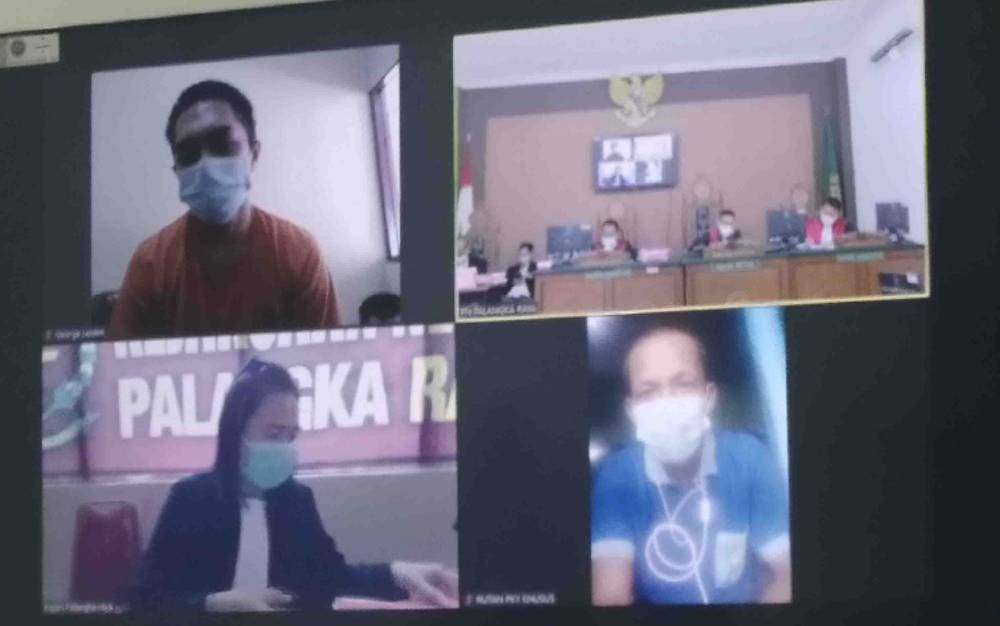 Dua Sekawan Pencuri Kayu Ini Divonis 1,5 Tahun Penjara
