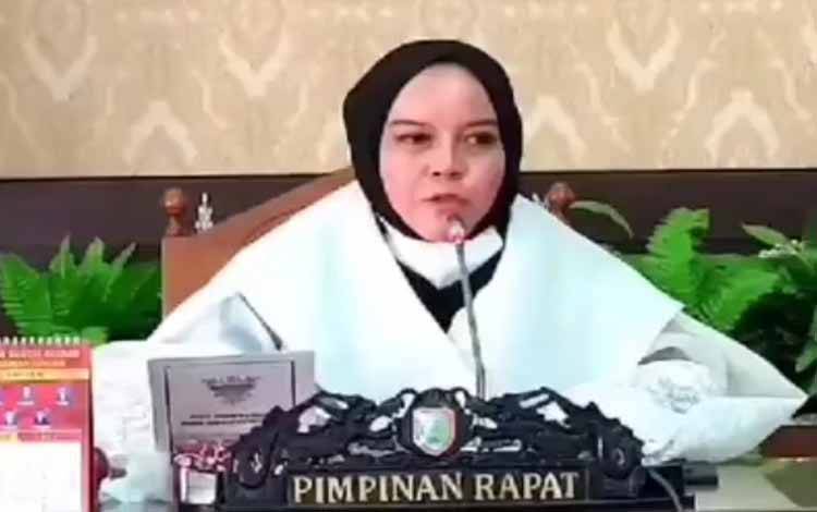 Wakil Ketua III DPRD Kalteng, Faridawaty Darland Atjeh