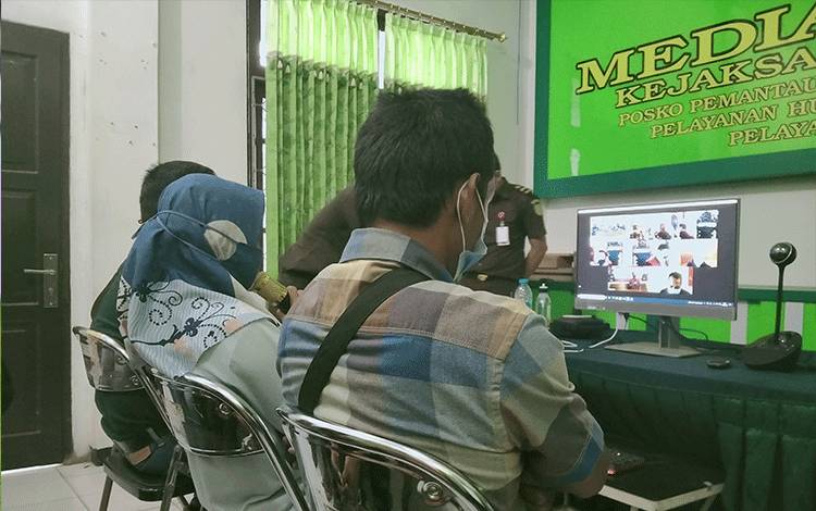 Saat Jasad Korban Ditemukan, Suami yang Bunuh Istri juga Menangis