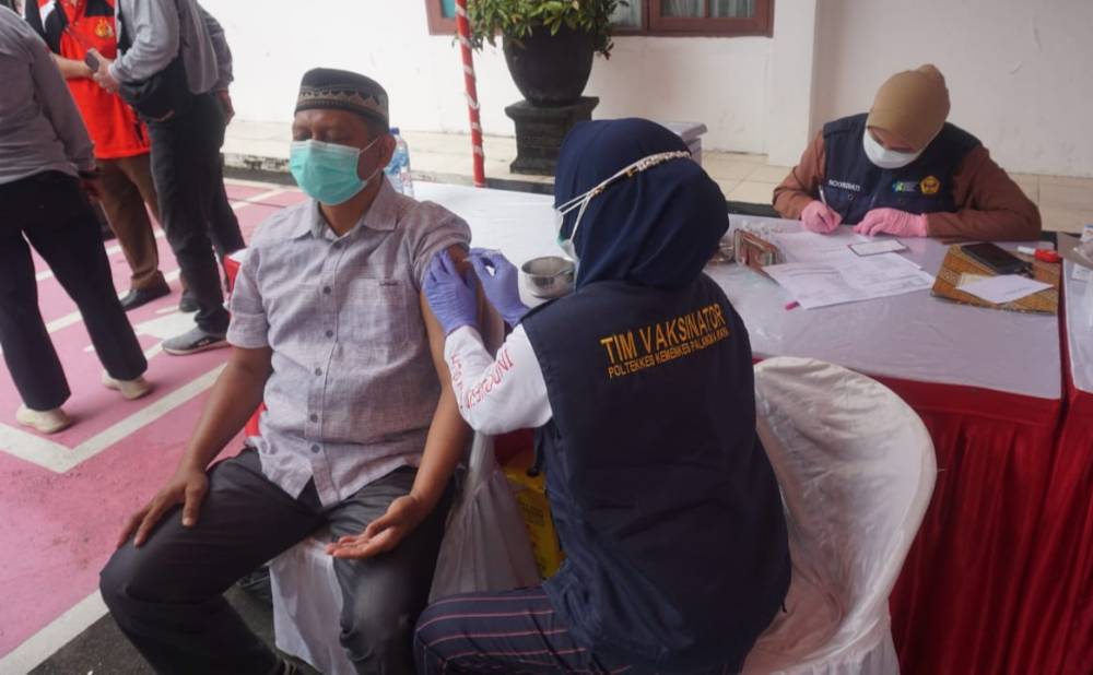 Kejati Kalteng Gelar Vaksinasi Dosis II