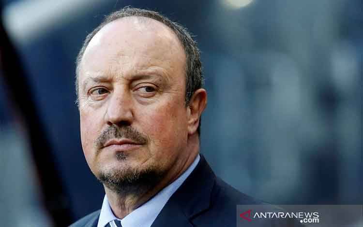 Benitez Enggan Bicara Banyak Masa Depan James Rodriguez-Moise Kean