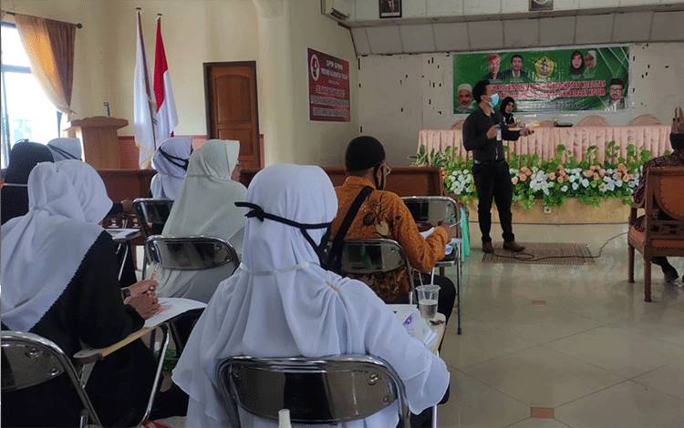 Yayasan Al-Khairaat Kotim Gelar Pelatihan Public Speaking Untuk Para Pemuda